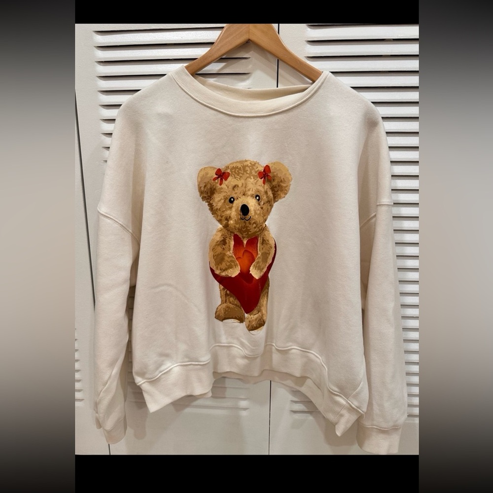 Grayson & Thread Teddy Bear Print Cream
Graphic Sweatshirt Size XL Like New